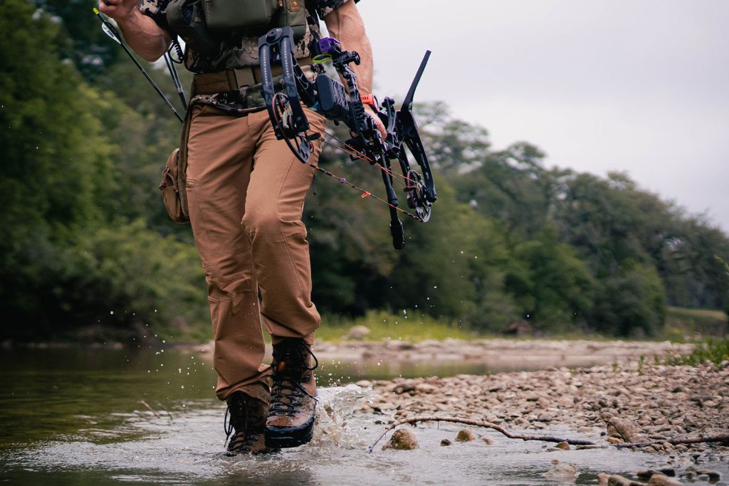 Nee CORDURA Fabric All Terrain Multi Purpose Durable Cargo Pants size LARGE